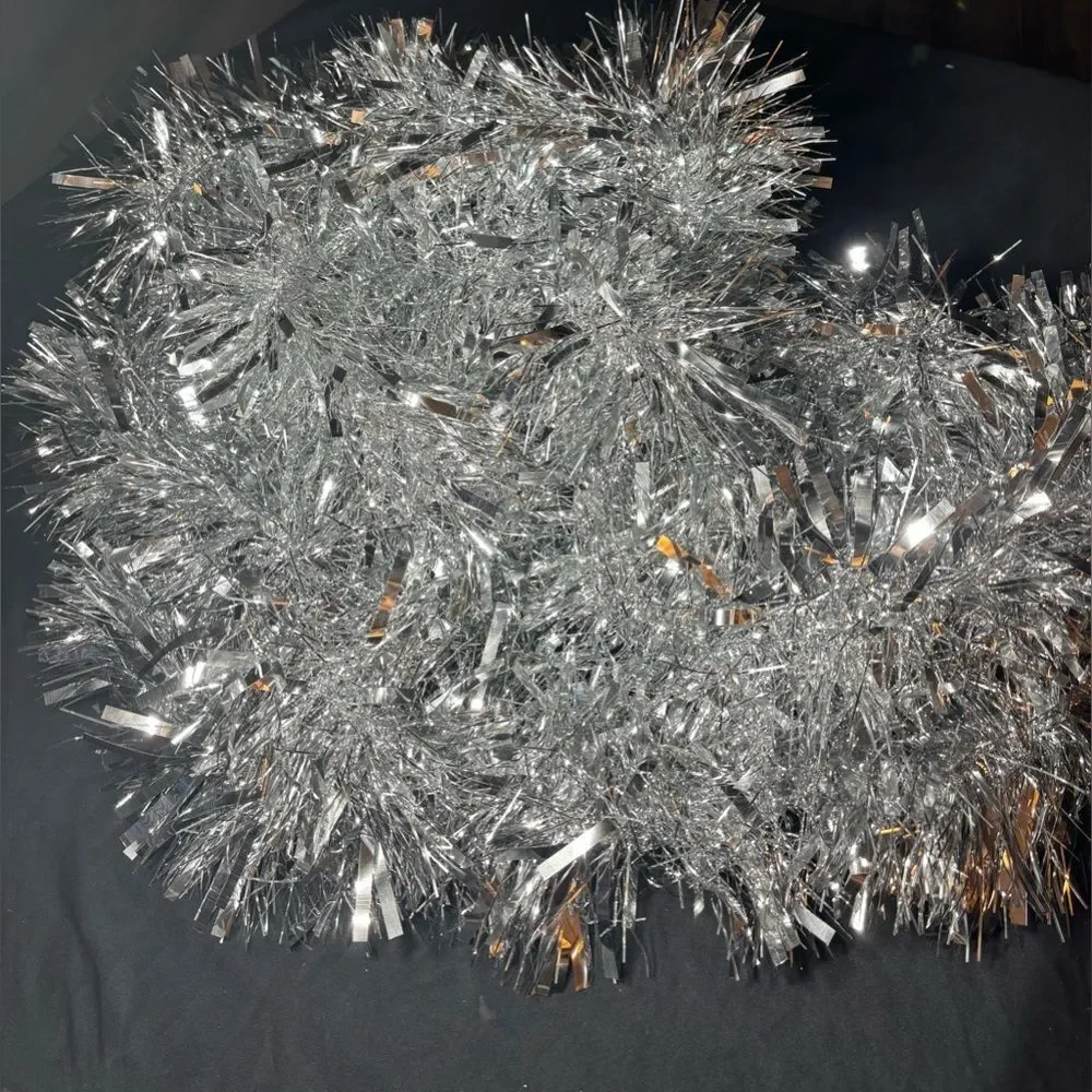 🎄❤️🎄 24’ Silver Christmas Garland Tinsel EPC Two Pieces